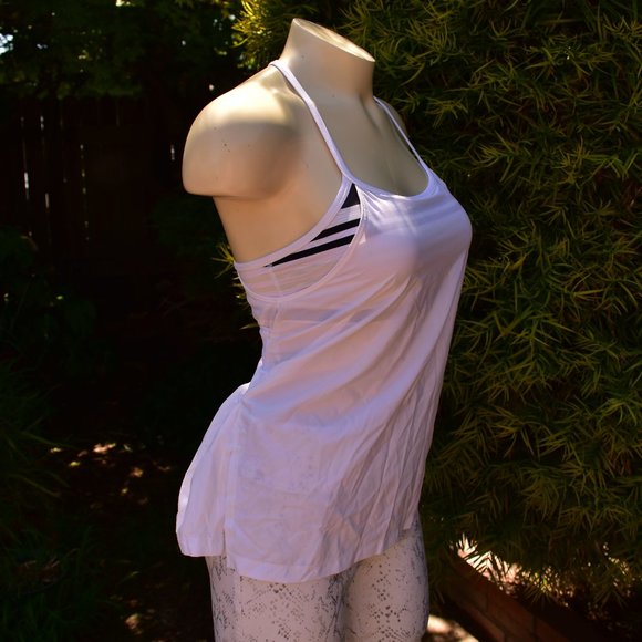LULULEMON AMPED TANK STRIPED BRA SZ X-SMALL 2 - Picture 2 of 6